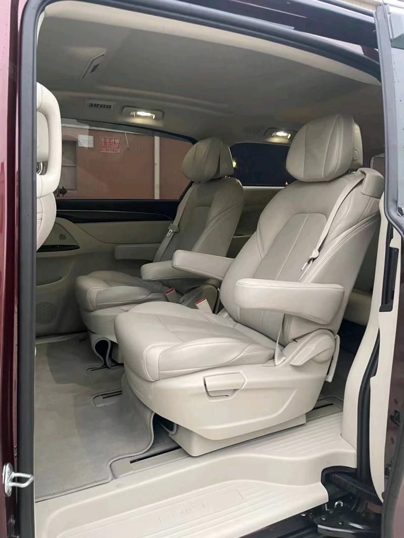 东莞22年别克GL86