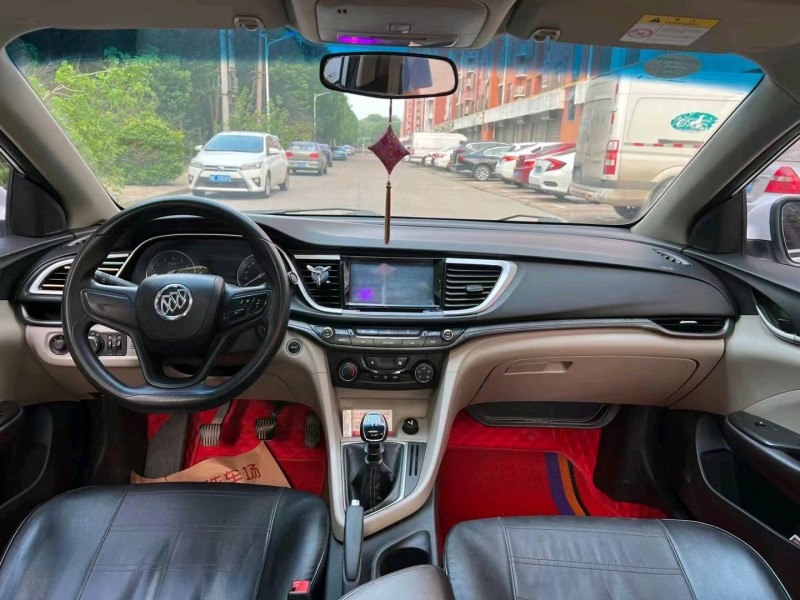 邢台16年别克英朗6