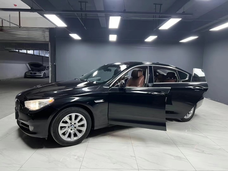 成都11年宝马5系GT2