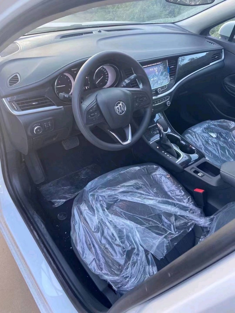 石家庄22年别克威朗3