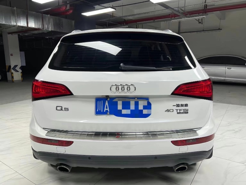 成都16年奥迪Q52
