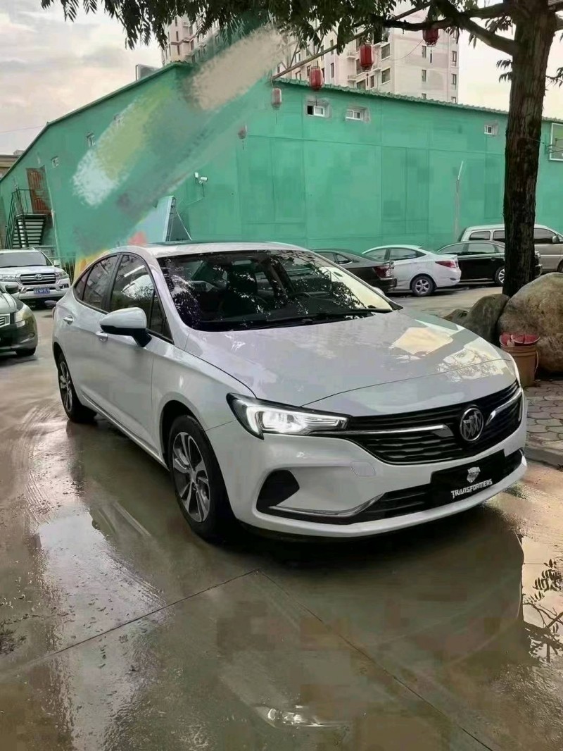 石家庄22年别克威朗8