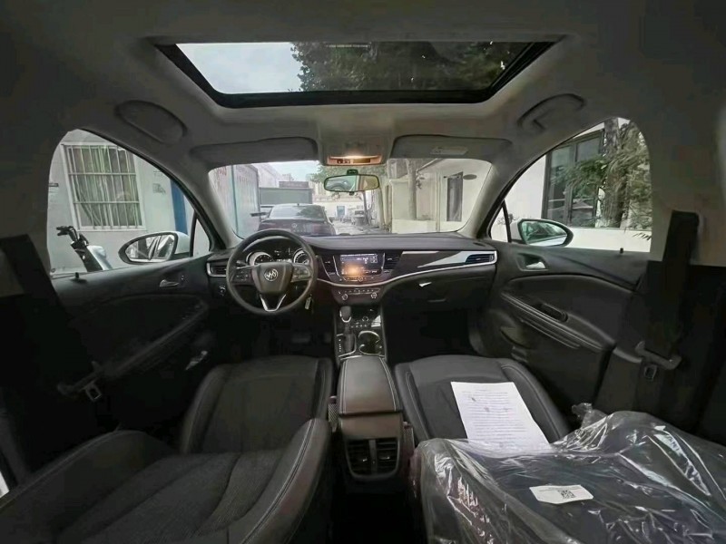 石家庄22年别克威朗1