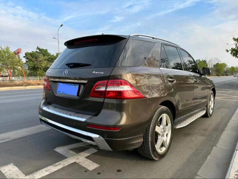 邯郸15年奔驰ML5