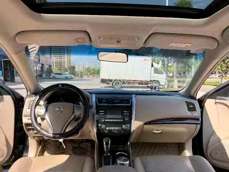 邯郸14年日产天籁5