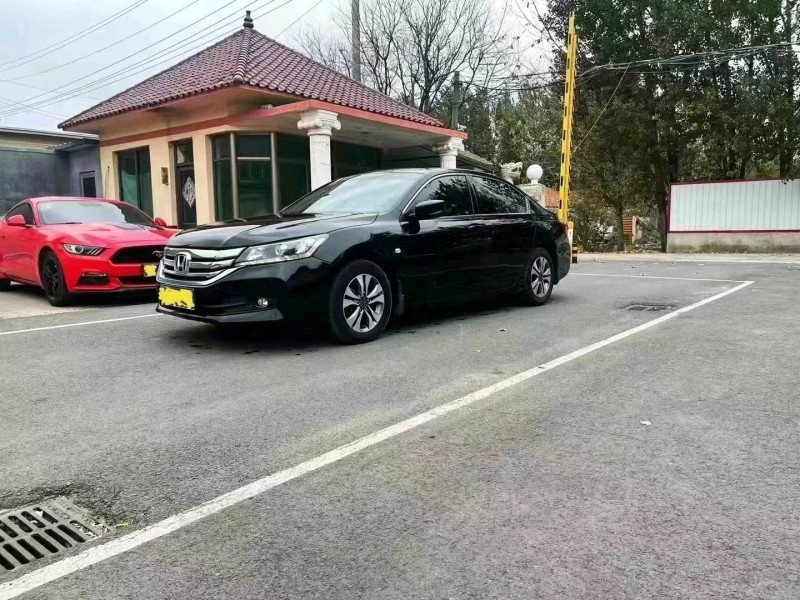 邯郸15年本田雅阁3