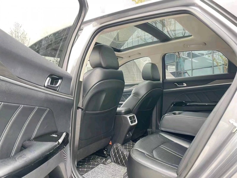 邯郸21年起亚K56