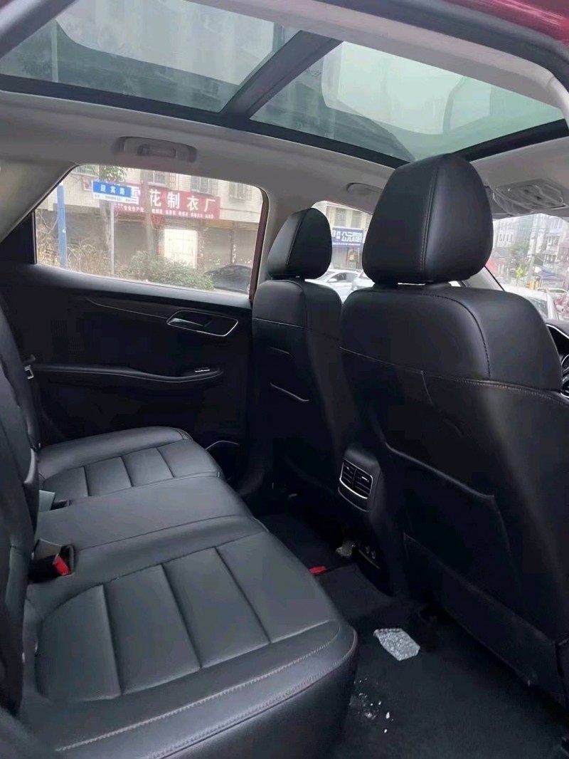 邯郸22年名爵HS4