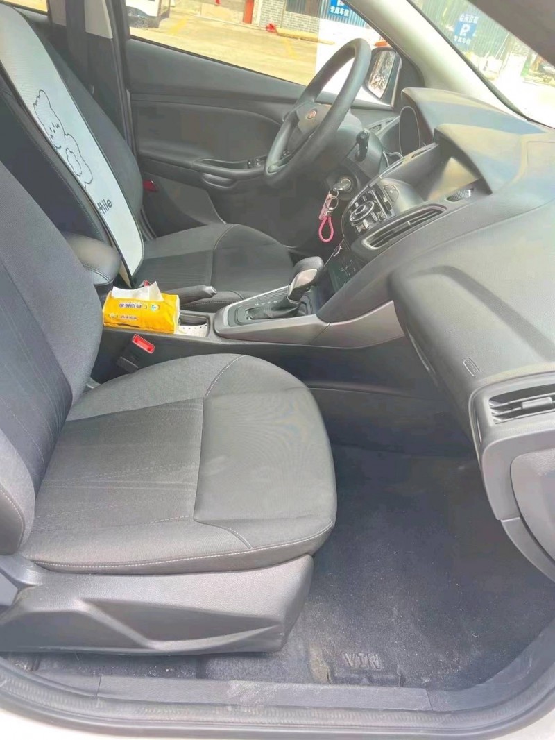 邯郸18年福特福克斯6