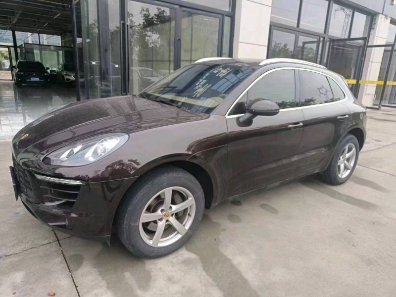 武汉15年保时捷Macan8