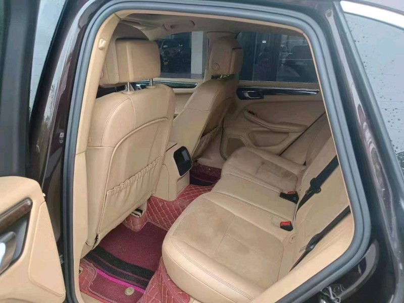 武汉15年保时捷Macan4