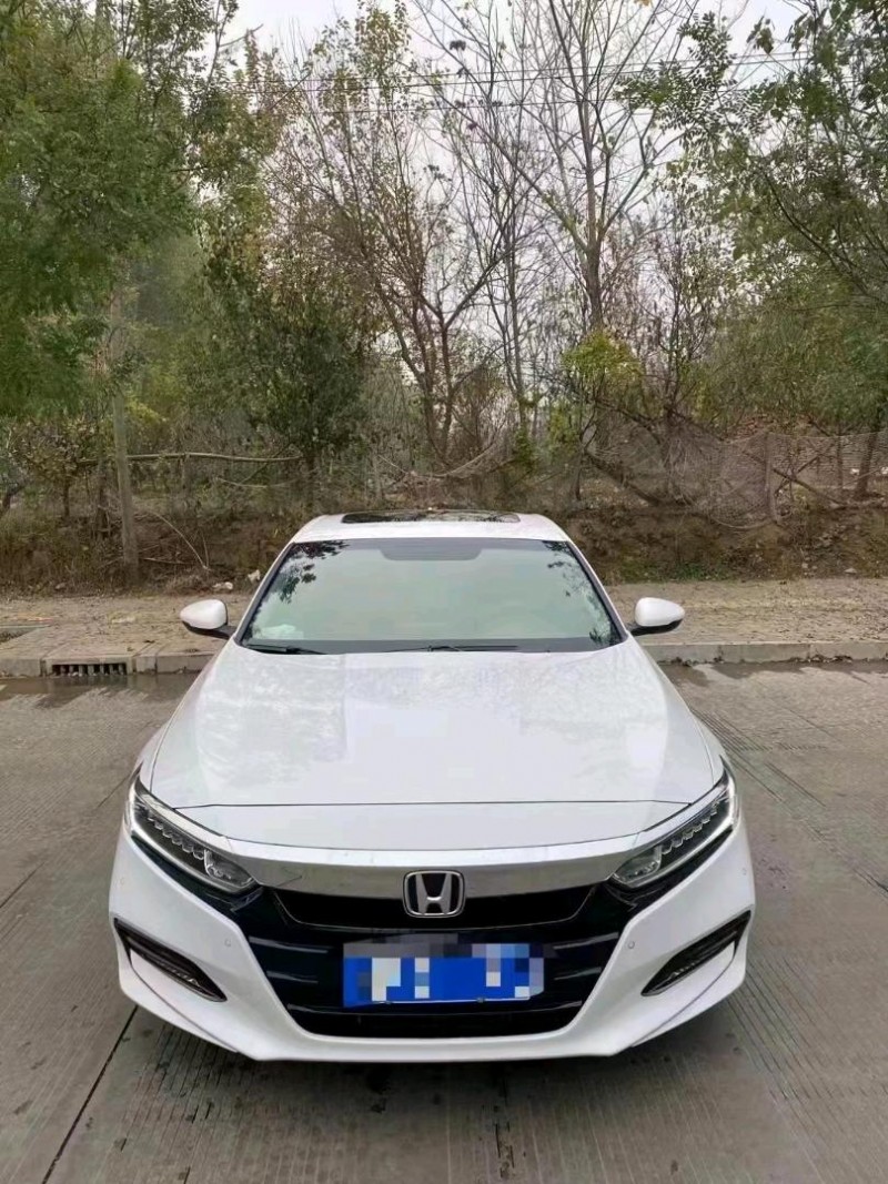 石家庄21年本田雅阁1