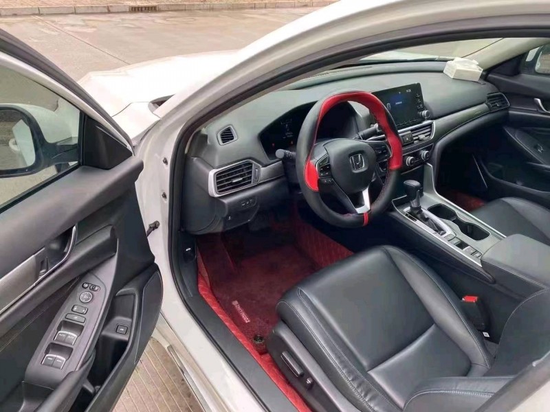 石家庄21年本田雅阁4