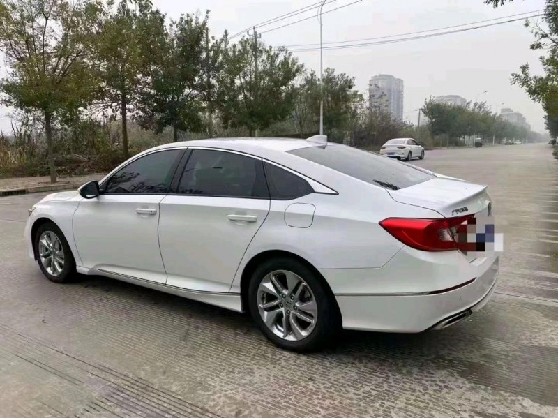 石家庄21年本田雅阁8