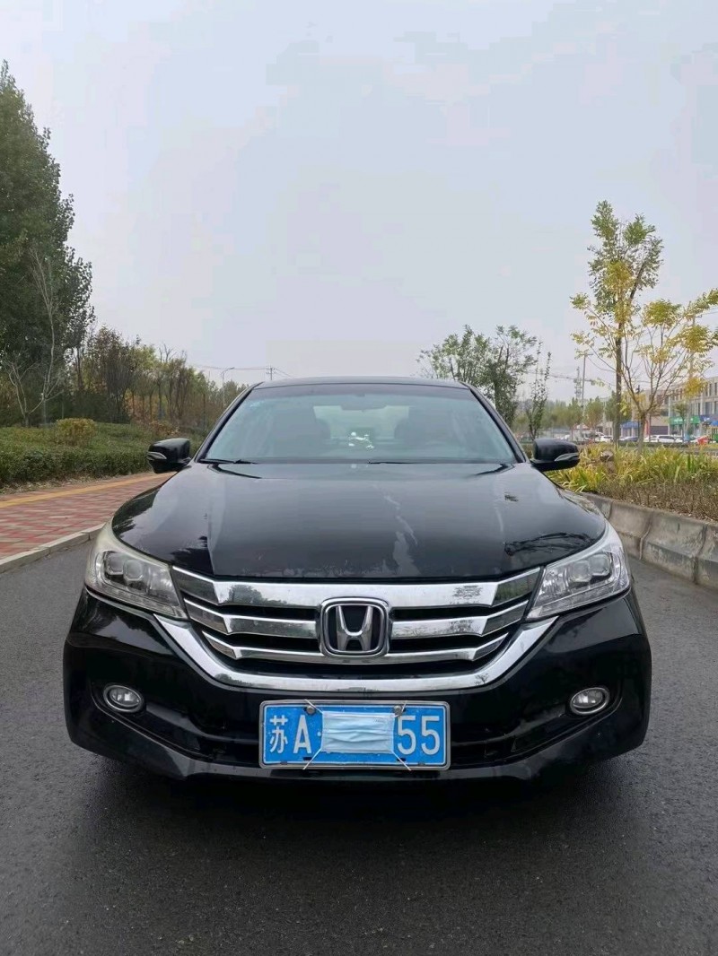 石家庄14年本田雅阁1