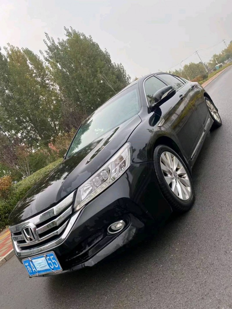 石家庄14年本田雅阁3