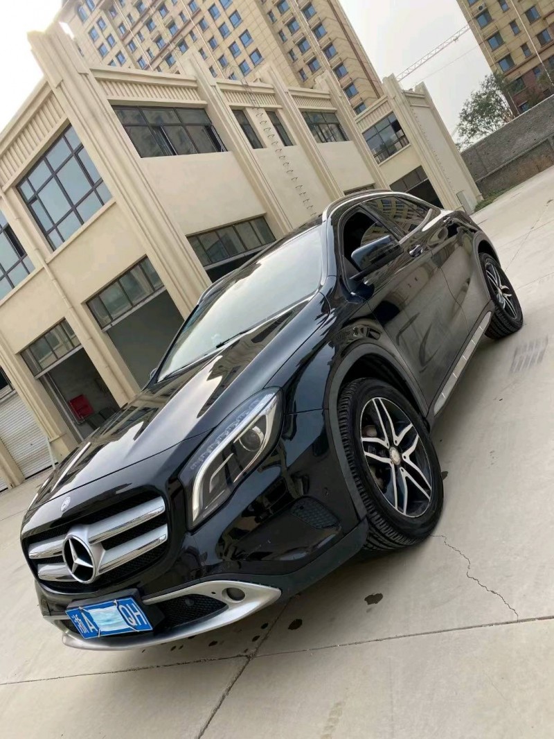 石家庄16年奔驰GLA3