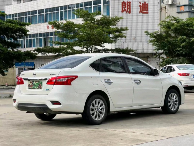 东莞18年日产轩逸8