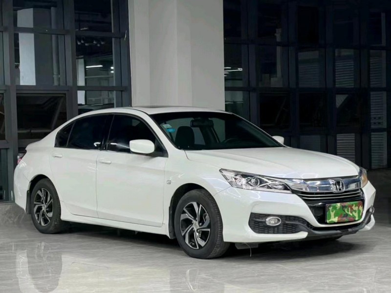 东莞16年本田雅阁2