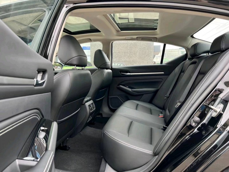 东莞22年日产天籁6