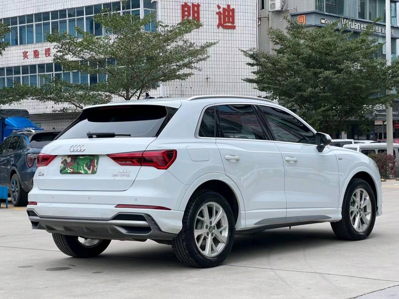 东莞19年奥迪Q38