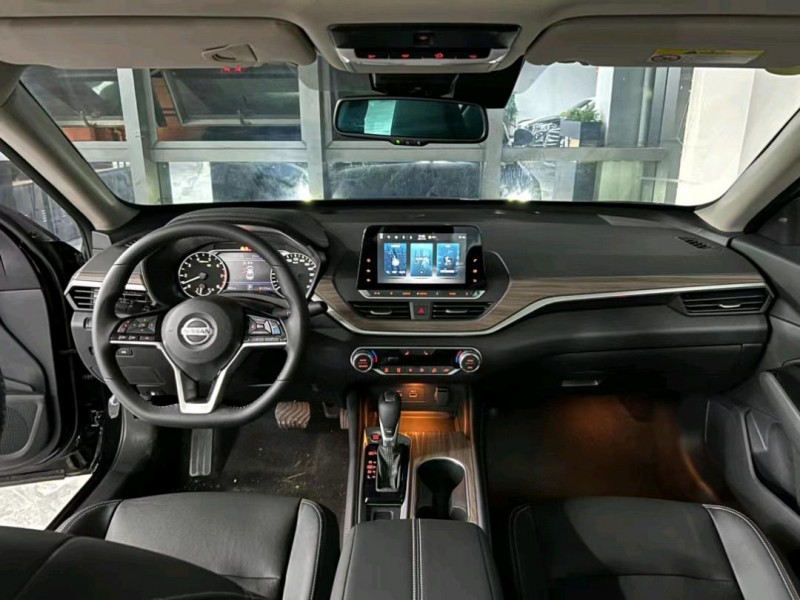 东莞22年日产天籁7