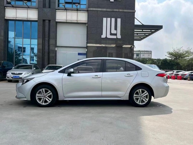 东莞19年丰田雷凌6
