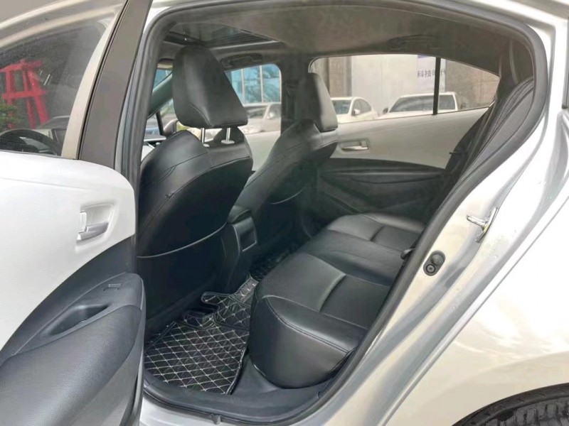 东莞19年丰田雷凌4