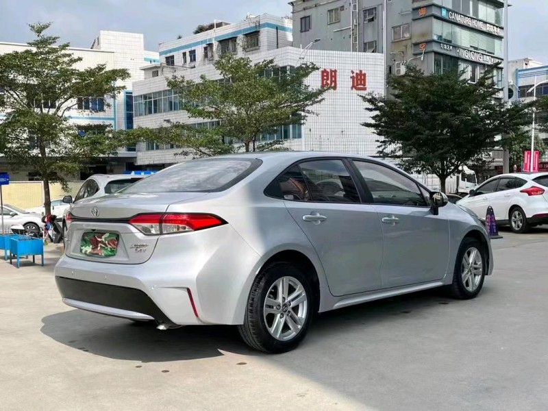 东莞19年丰田雷凌2