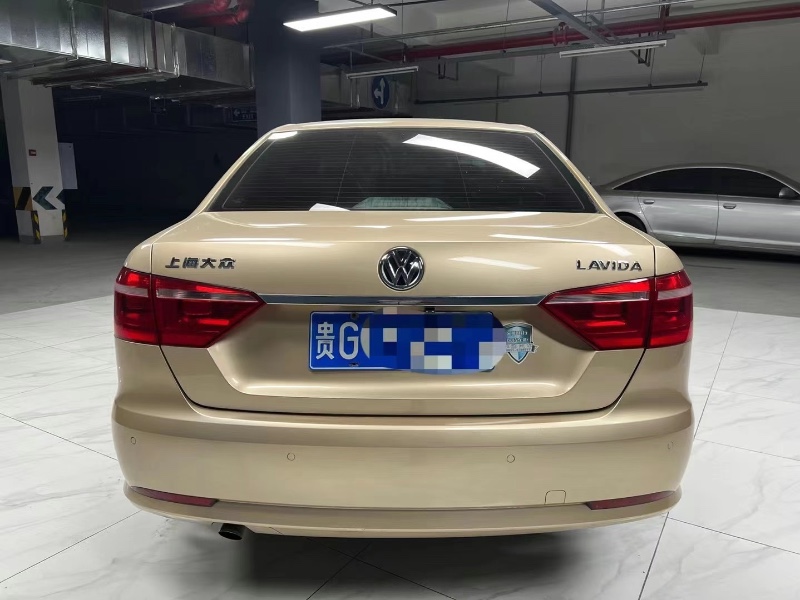 成都15年大众朗逸4