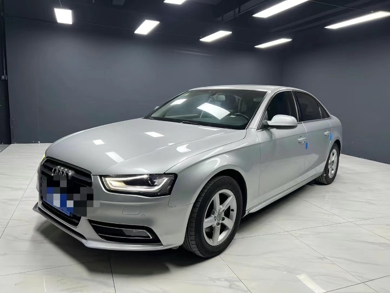 成都15年奥迪A4L2