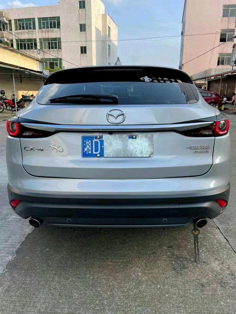 中山20年马自达CX-44