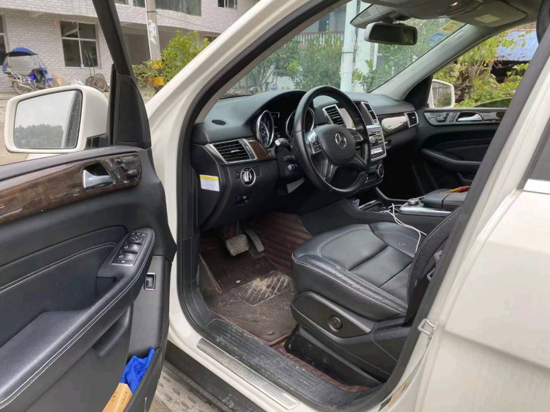 重庆12年奔驰ML5