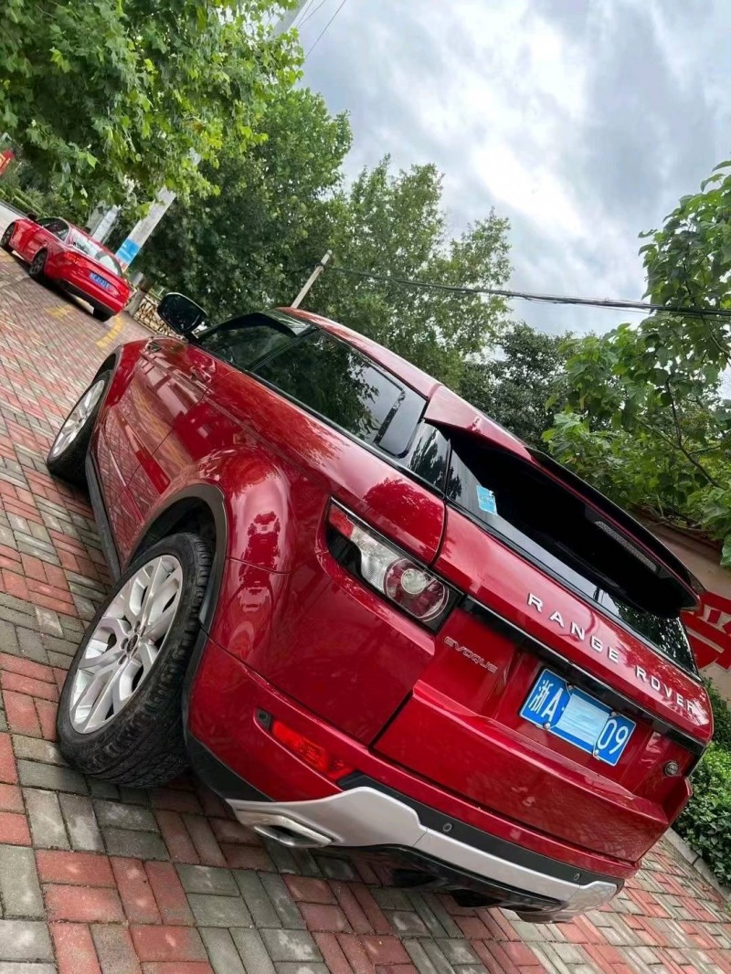 石家庄12年路虎极光8