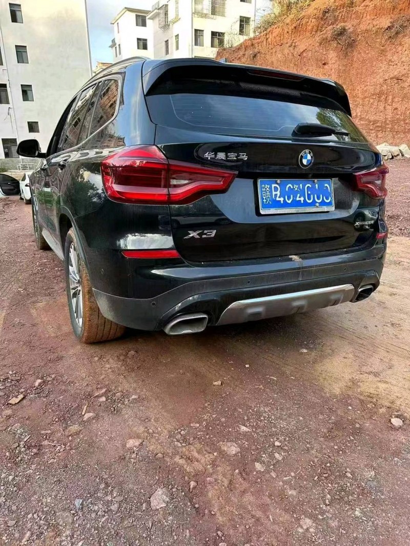 宜春19年宝马X34