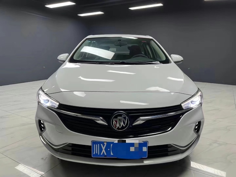 成都22年别克威朗1