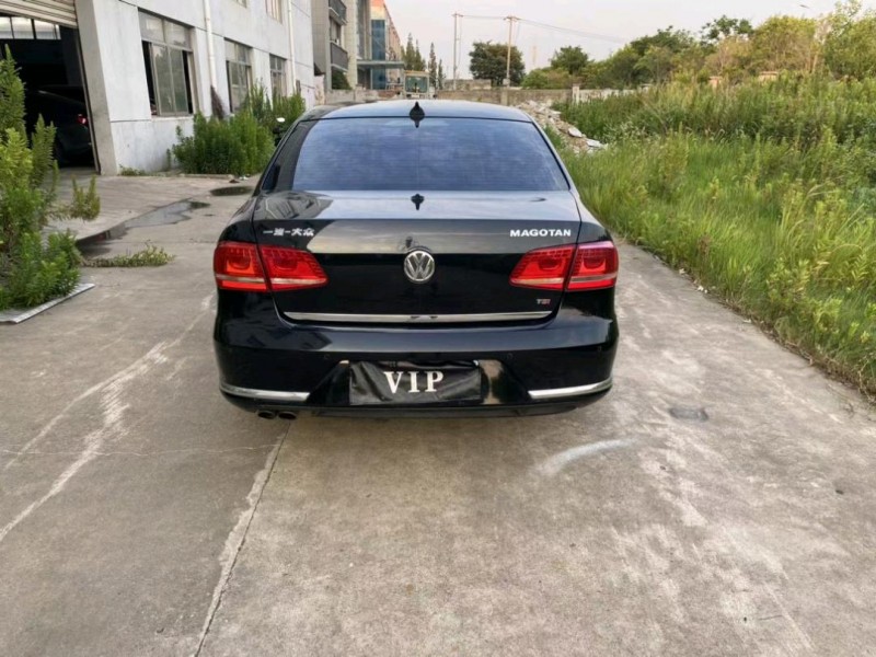 苏州15年大众迈腾8