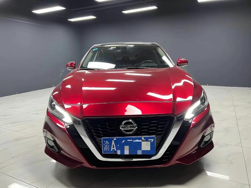 成都21年日产天籁1