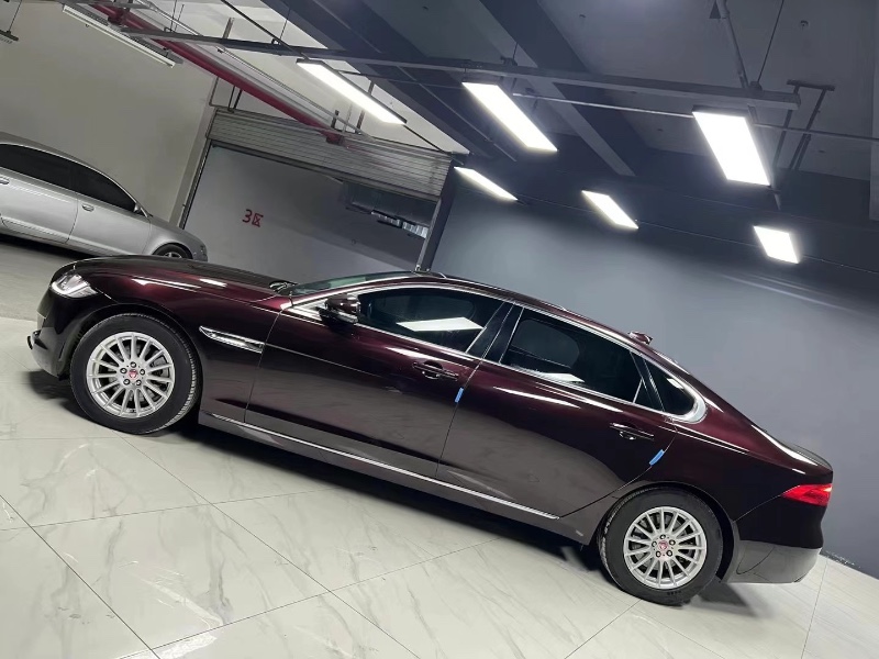成都17年捷豹XJL5