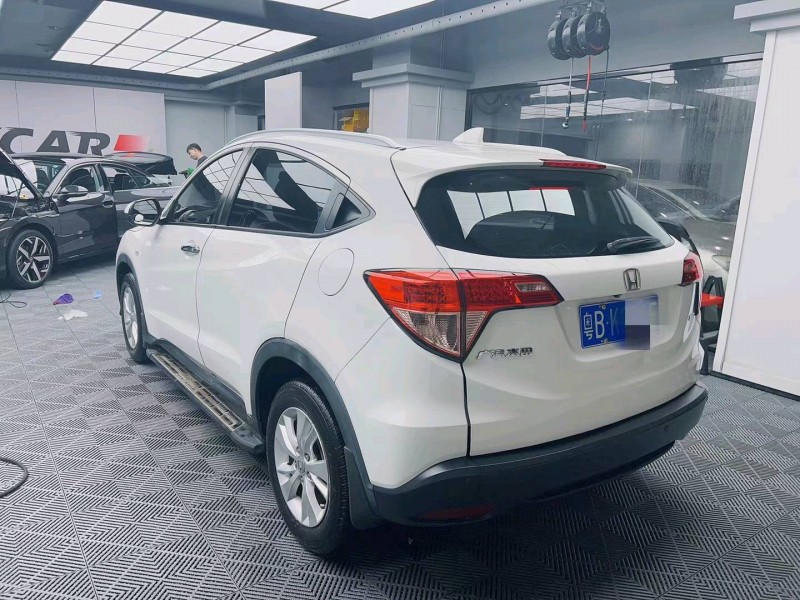 广州15年本田缤智8