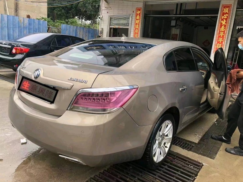 广州11年别克君越5