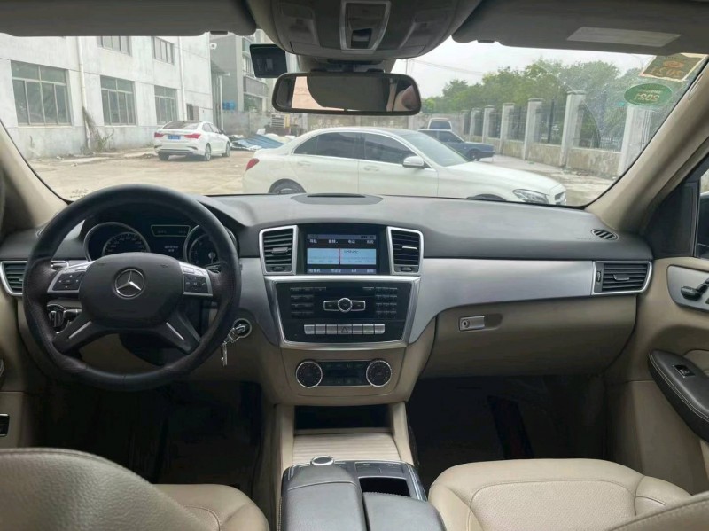 苏州14年奔驰ML5