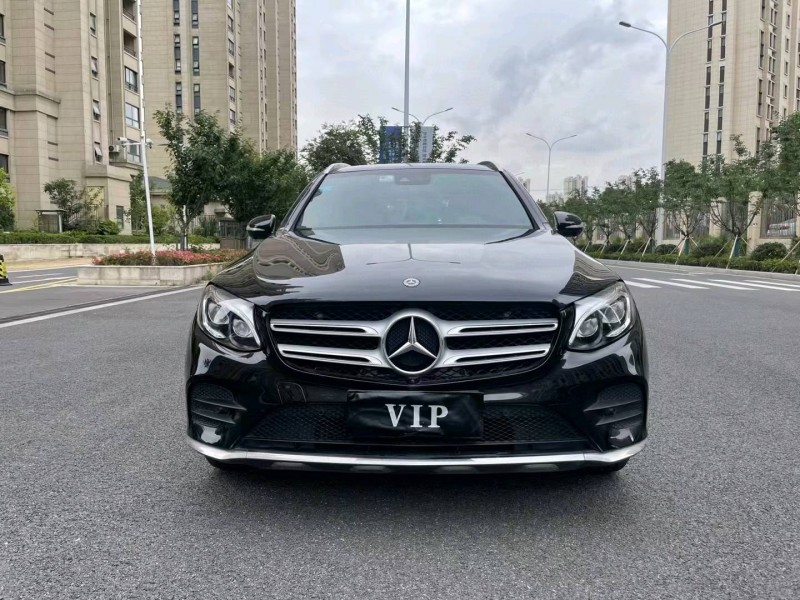 苏州17年奔驰GLC1