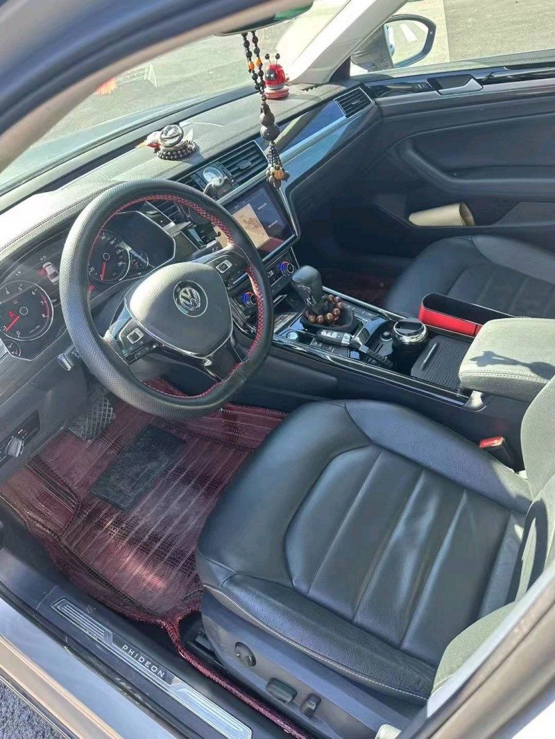 邯郸18年大众辉昂5