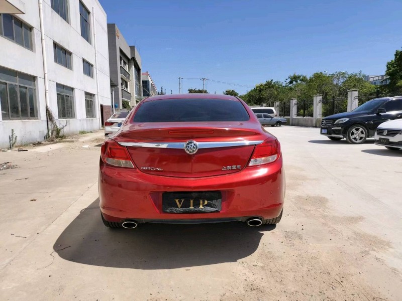 苏州13年别克君威7