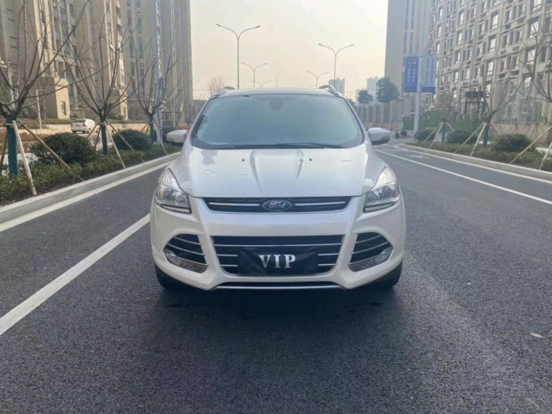 苏州16年福特翼虎1