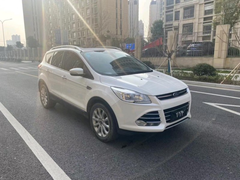 苏州16年福特翼虎3