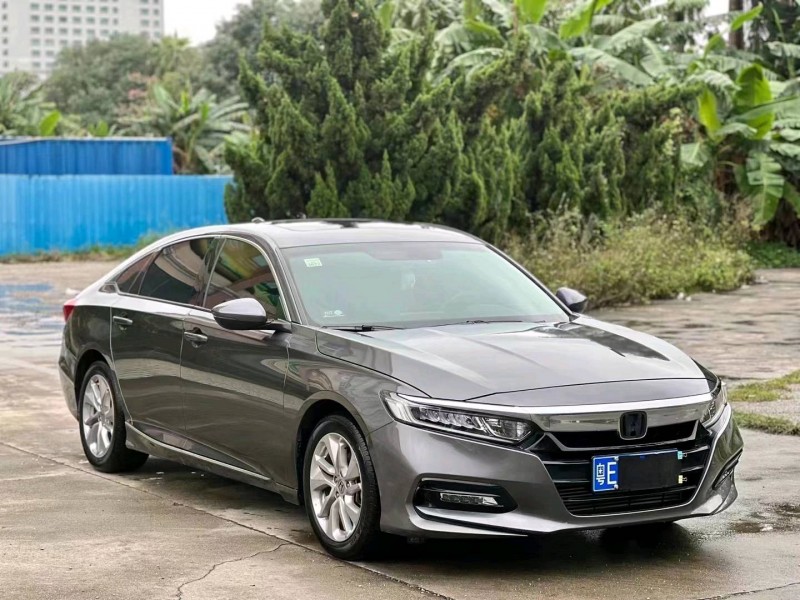 珠海20年本田雅阁7