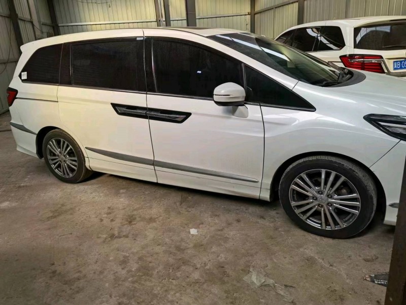 邯郸17年本田艾力绅4