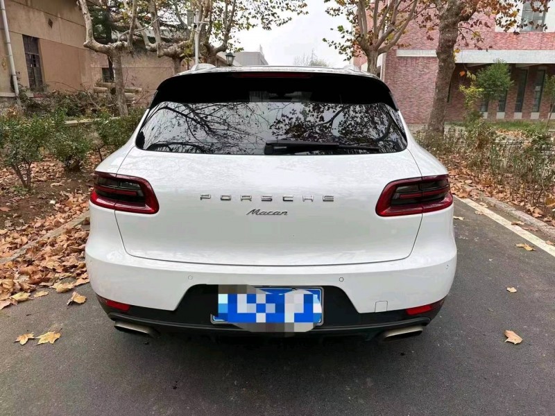 枣庄15年保时捷Macan9